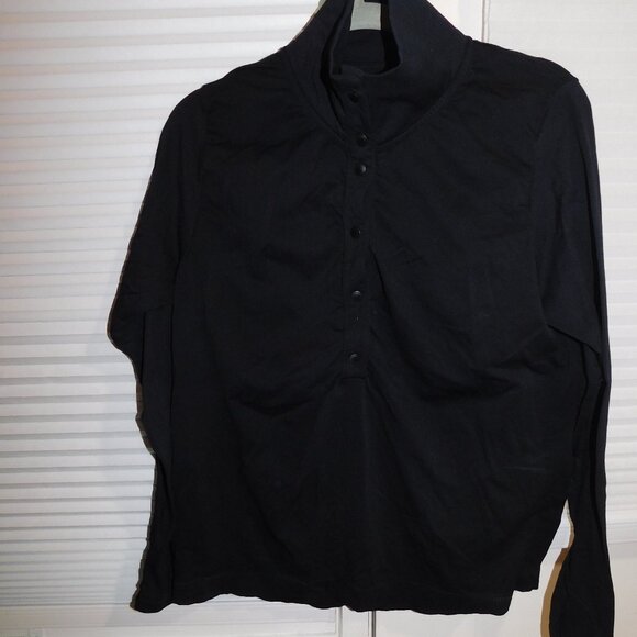 Athleta Tops - Athleta Quarter Button Up